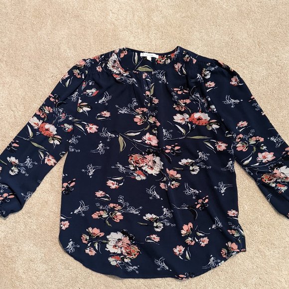 fun 2 fun Tops - Fun floral blouse
